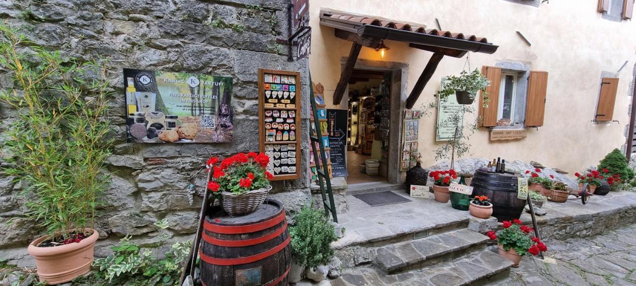 Apartment Hum-The Smallest Town In The World Dış mekan fotoğraf
